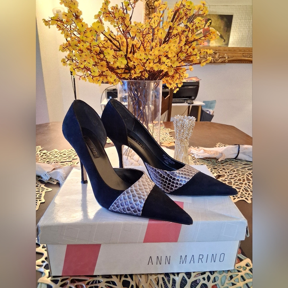 Ann Marino Fine Leather Suede Black And Grey Cobra Cutout Stilettos Size 7.5 - Picture 2 of 8